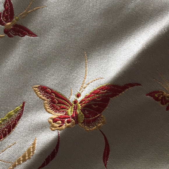 1+ yds Chinese satin fabric for QiPao butterfly 🦋 - Picture 7 of 8
